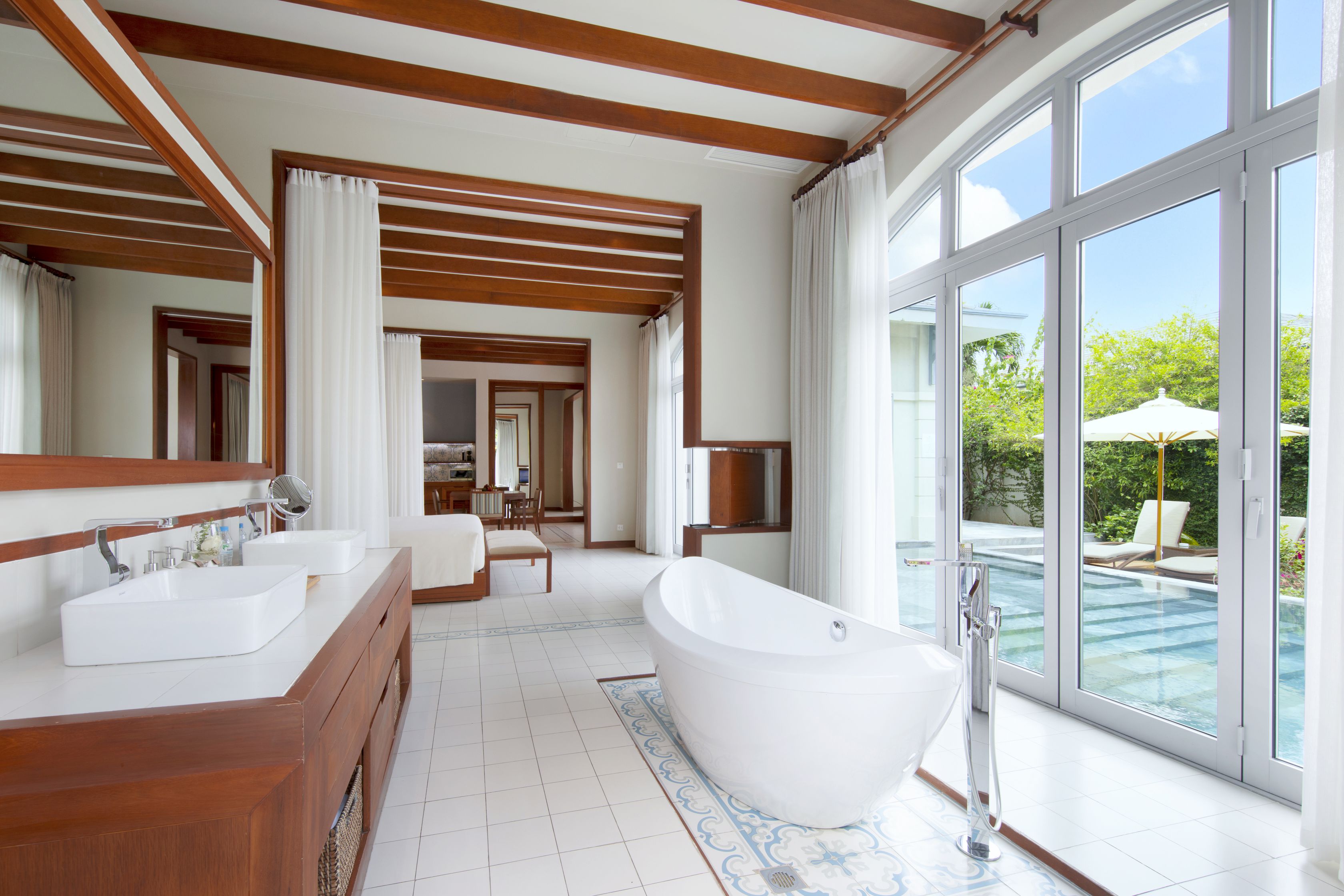 Resort FLC Villa Luxury Pool