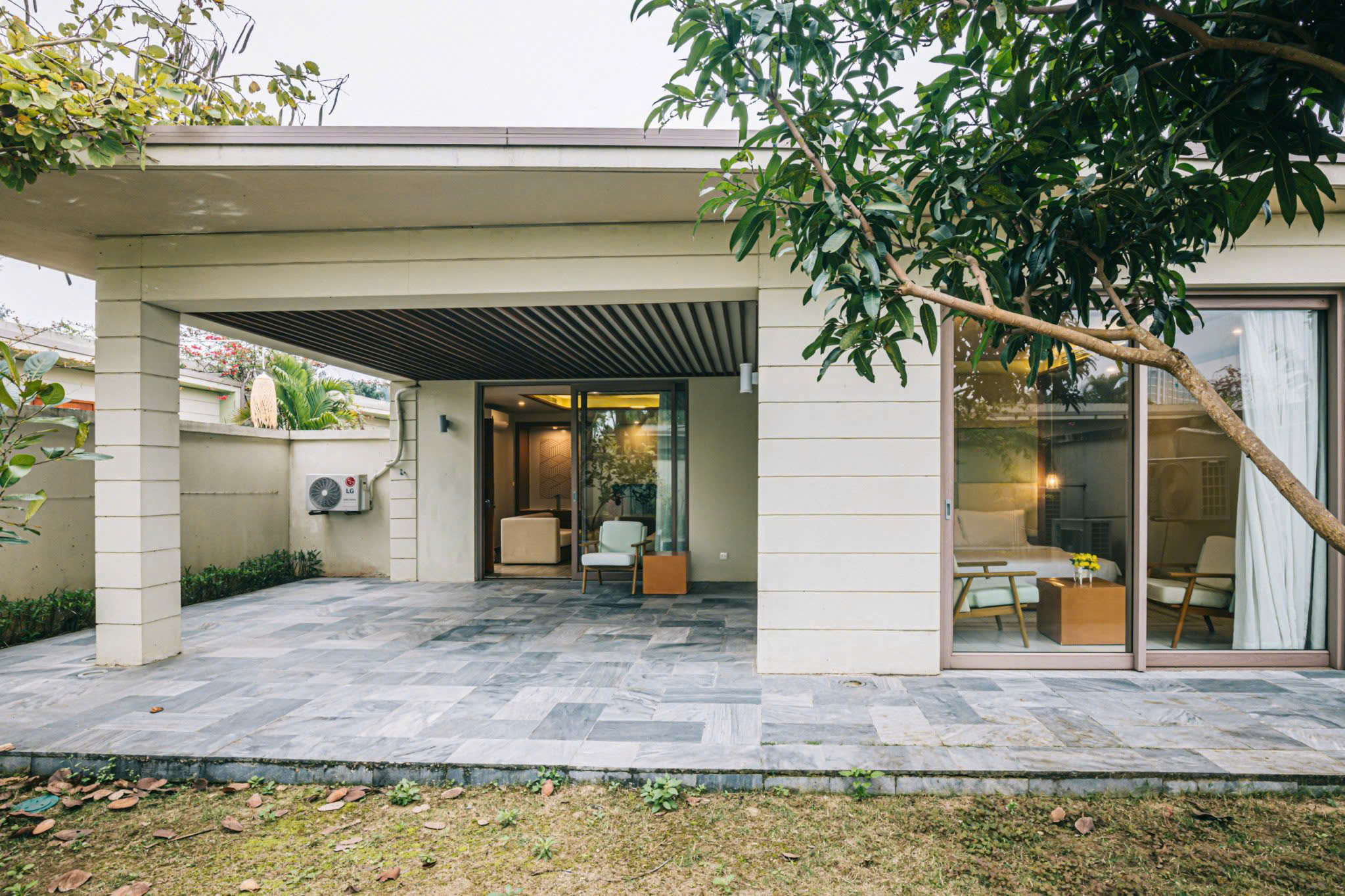 Resort FLC Victoria Gander Living