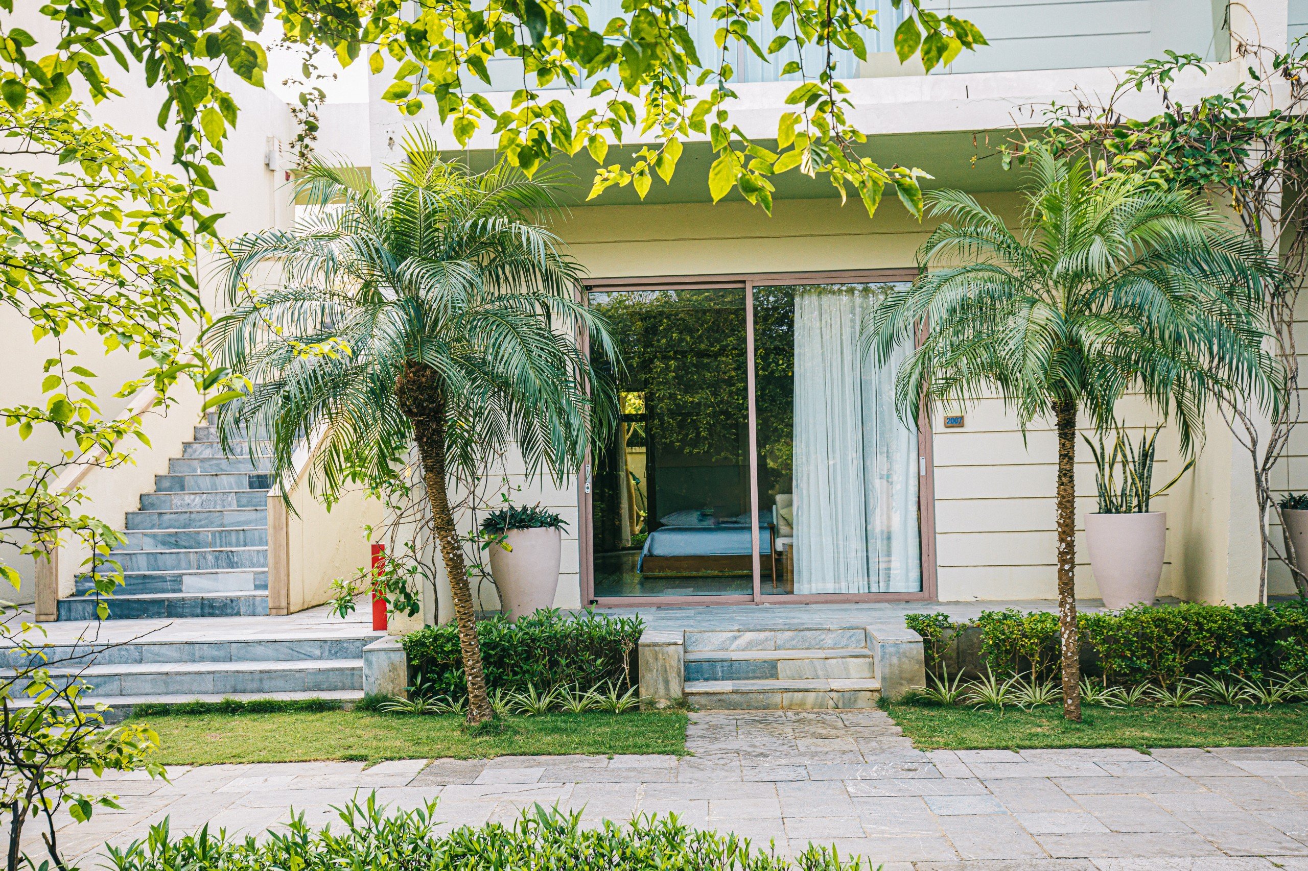 Resort FLC Victoria Studio Living